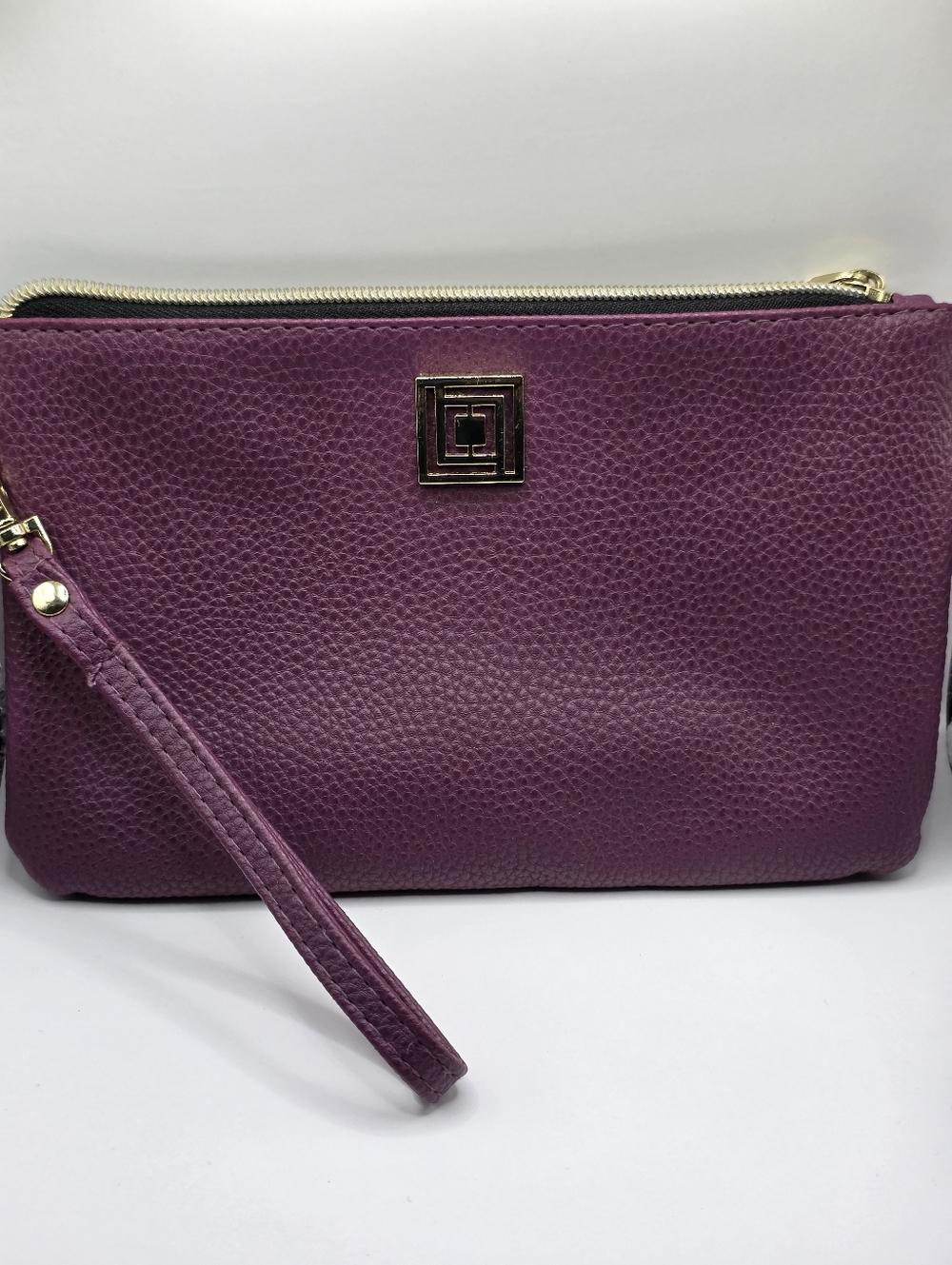 Liz Claiborne Wristlet